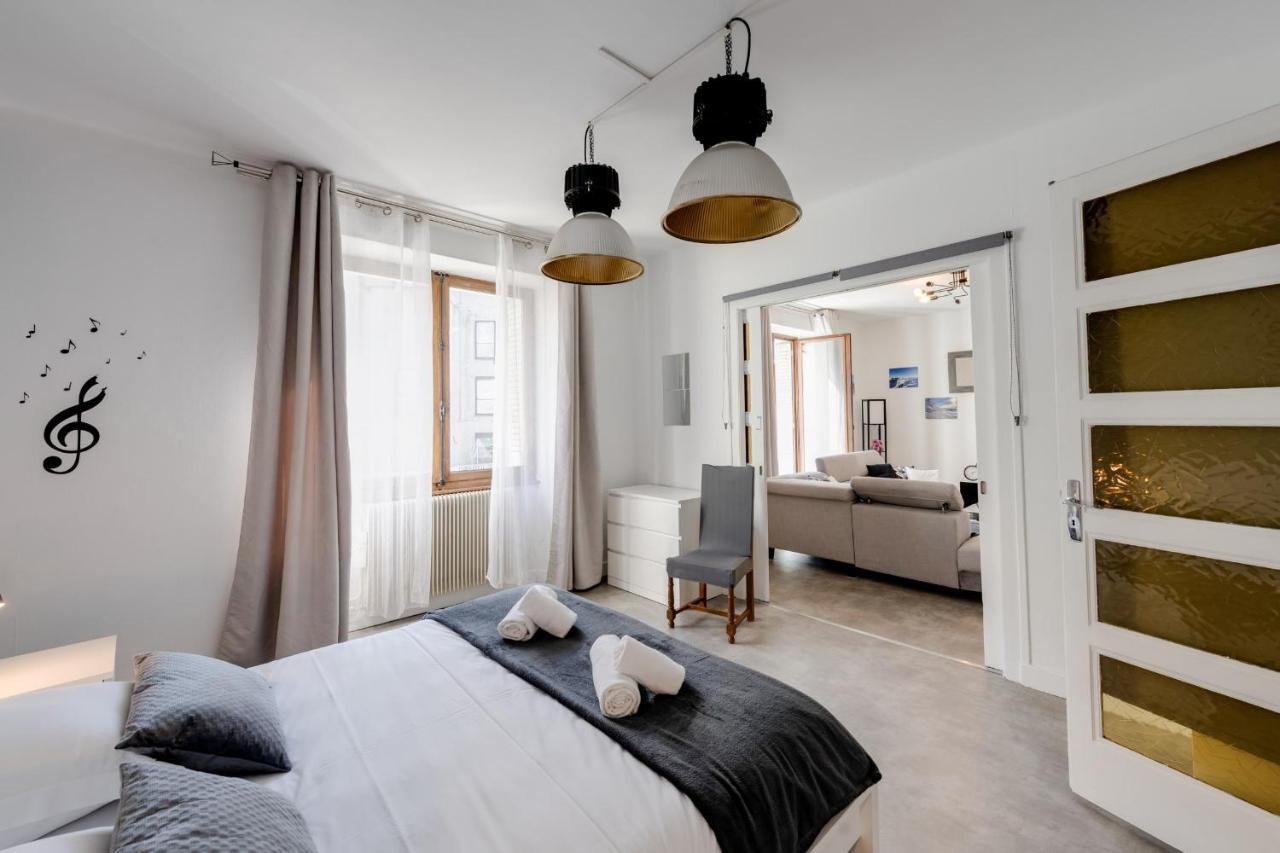 Les Capucins - 3 Bedroom Apartment Near The City Annecy Bagian luar foto